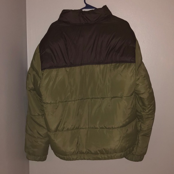 Olive Green H&M puffer jacket - Picture 5 of 5